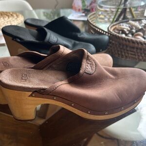 UGG Tan Leather Clogs Wooden Heel
